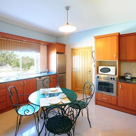 Aguia Villa *